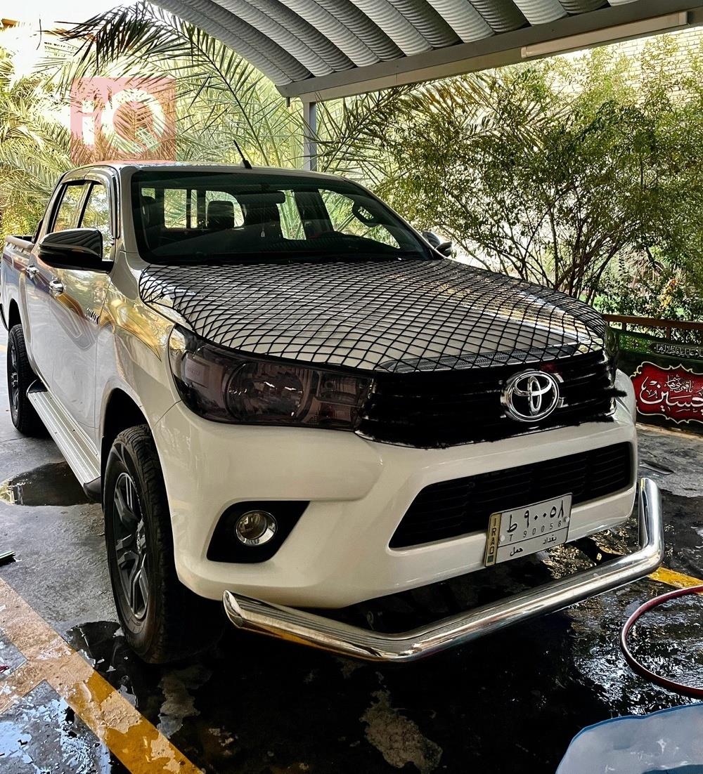 تويوتا هايلوكس